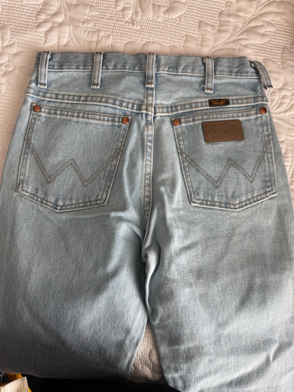 Wrangler Light Wash Relaxed Jeans